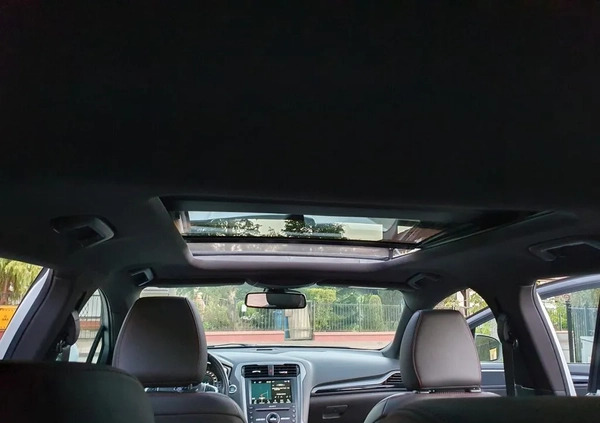 Ford Mondeo cena 68900 przebieg: 179000, rok produkcji 2018 z Elbląg małe 781